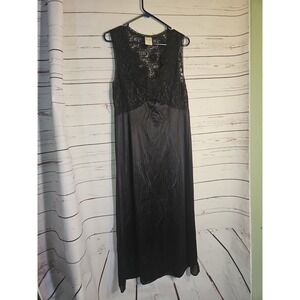 Intimate Style Black Lace Trim Full Length Nightgown L